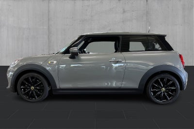 MINI Cooper SE Essential - 1