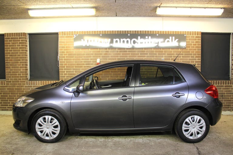 Toyota Auris T2