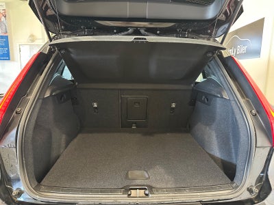 Volvo XC40 P6 ReCharge Core