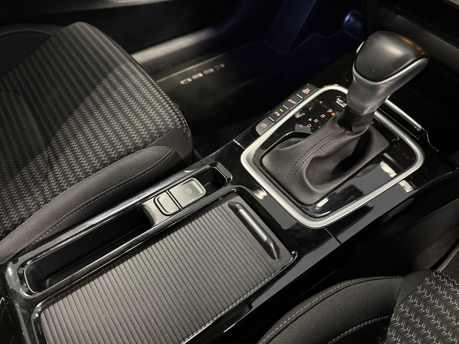 Kia Ceed PHEV Prestige SW DCT