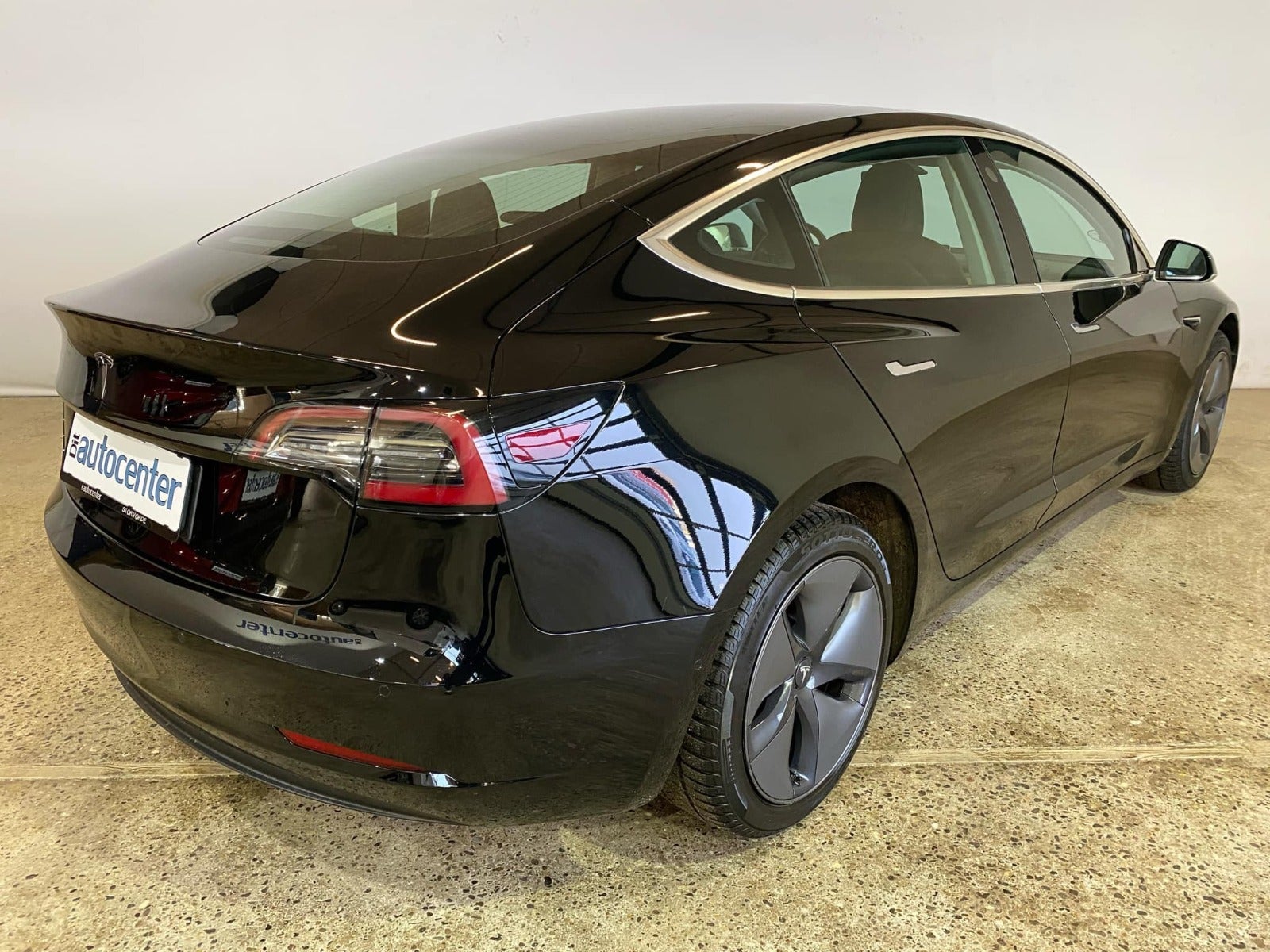 Tesla Model 3 Standard Range+ RWD