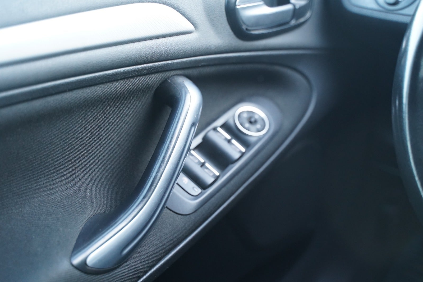 Billede af Ford S-MAX 2,0 TDCi 140 Titanium aut. 7prs