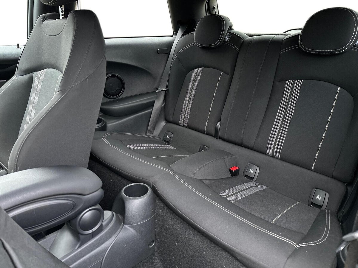 MINI Cooper SE Classic Trim billede 12