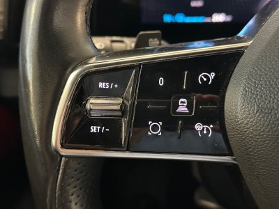 Renault Megane E-Tech Iconic