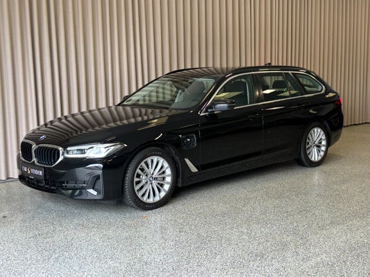 BMW 530e Touring aut. Benzin / El drivmiddel 99000 Km. 2021 Modelår