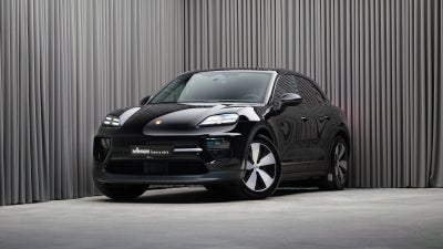 Porsche Macan 4   5d