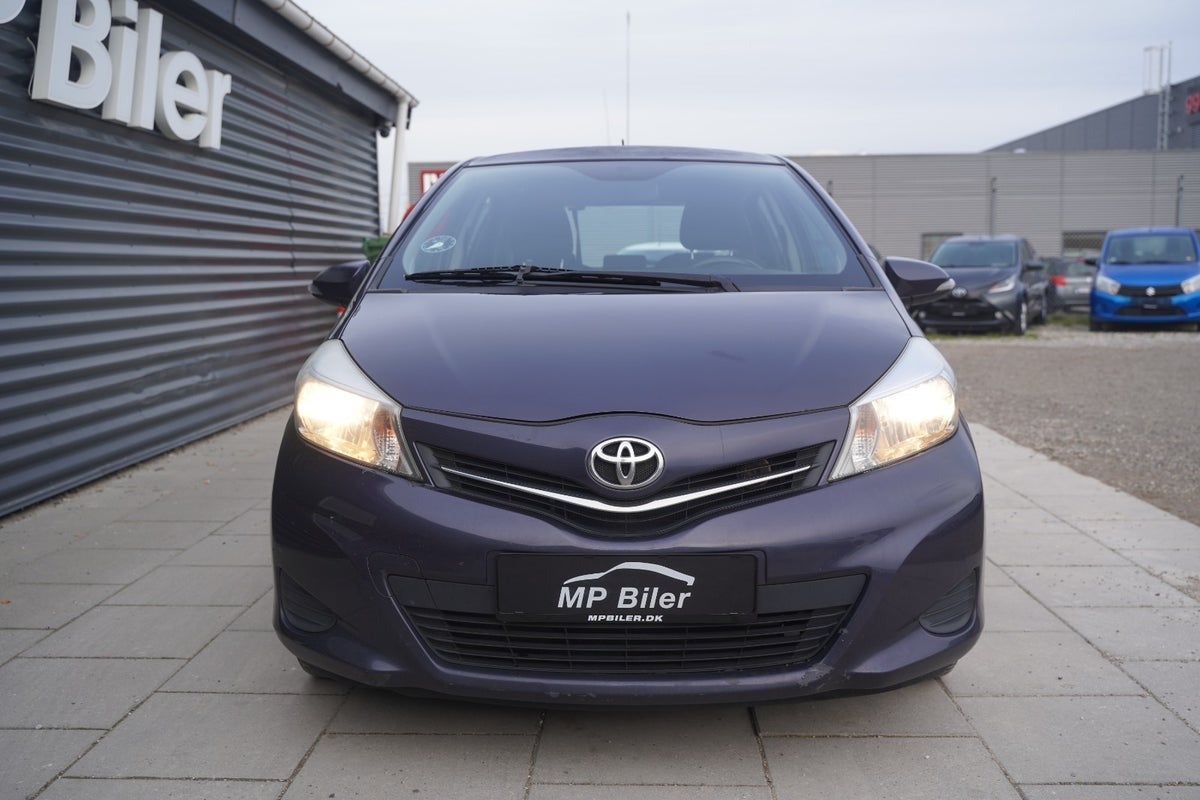 Billede af Toyota Yaris 1,3 VVT-i T2