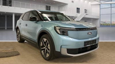 Ford Explorer Select Extended Range  