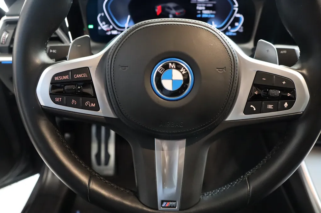 BMW 330e M-Sport xDrive aut.