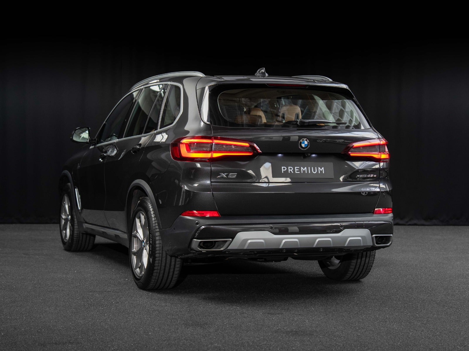 Gallery image 2 of 12