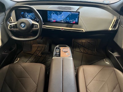 BMW iX xDrive50 Supercharged