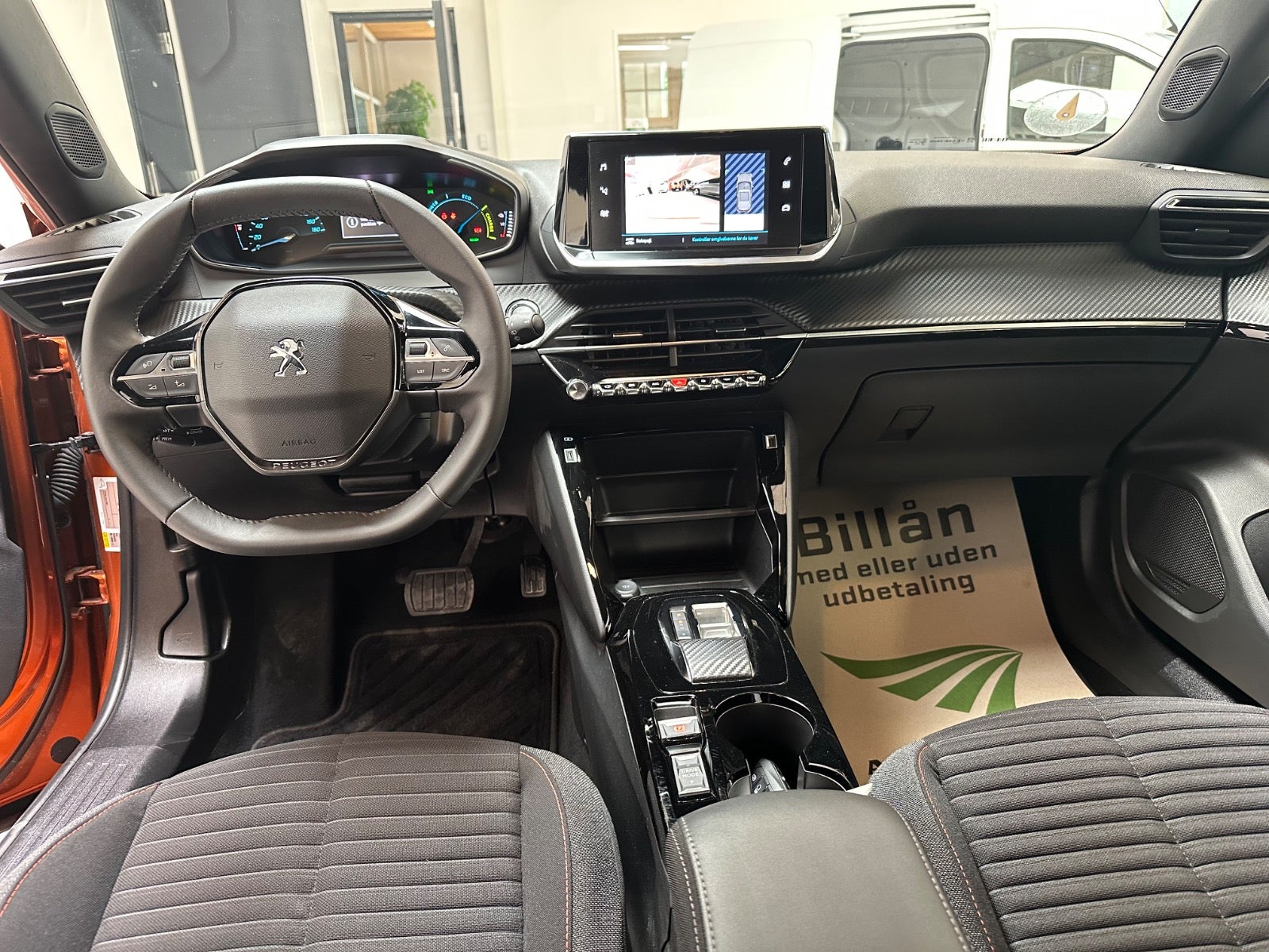 Billede af Peugeot e-2008 50 Active Pack