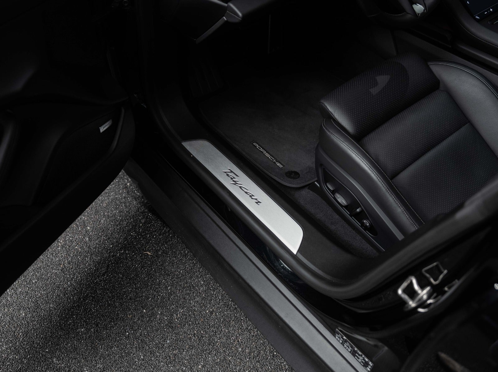 Gallery image 9 of 17