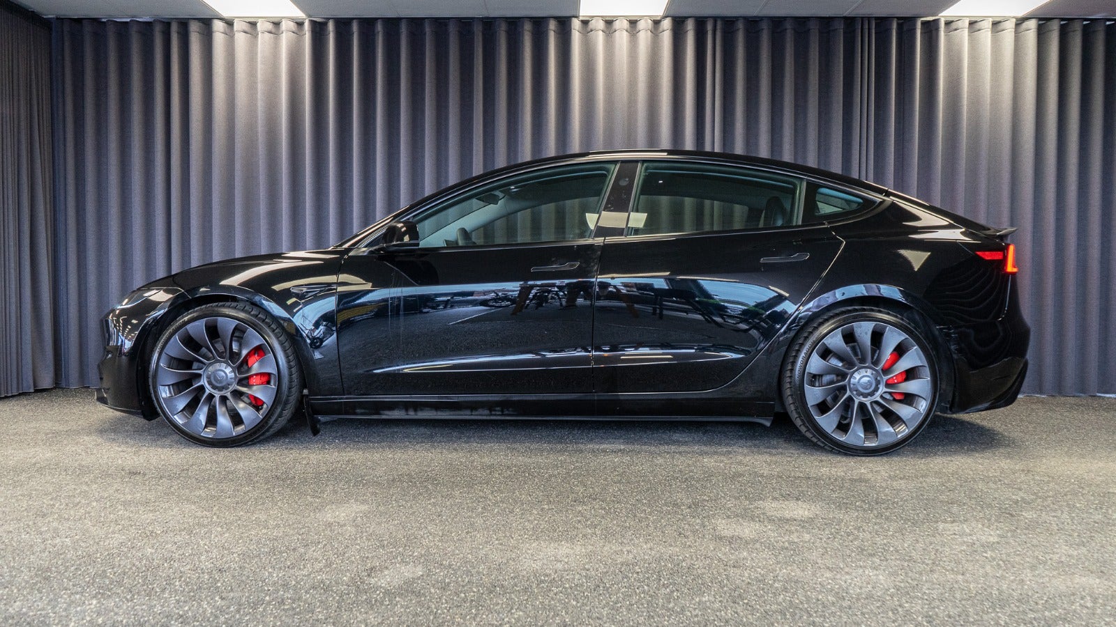 Billede af Tesla Model 3  Performance AWD