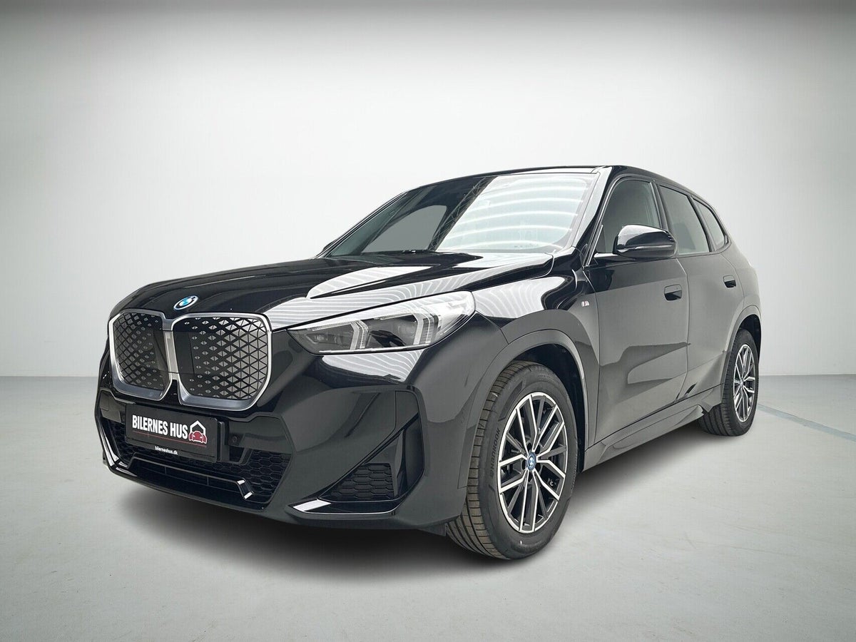 BMW iX1 eDrive20 M-Sport billede 1