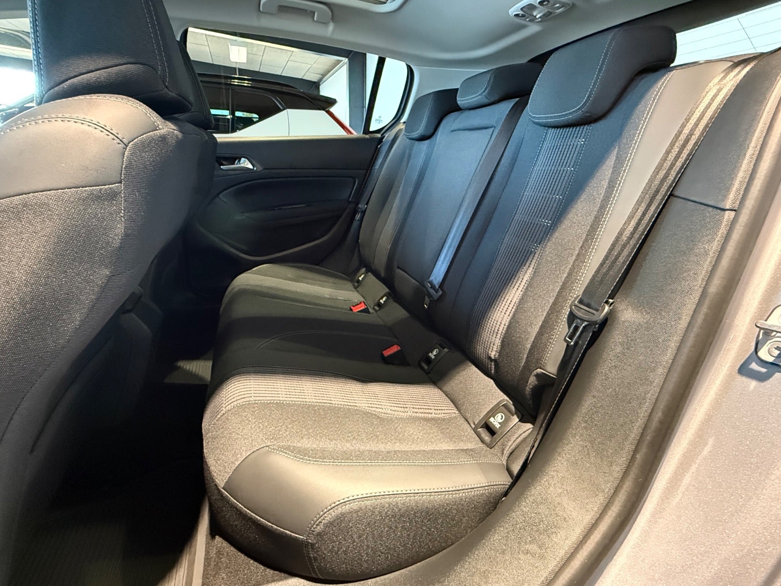 Billede af Peugeot 308 1,5 BlueHDi 130 Selection Sky