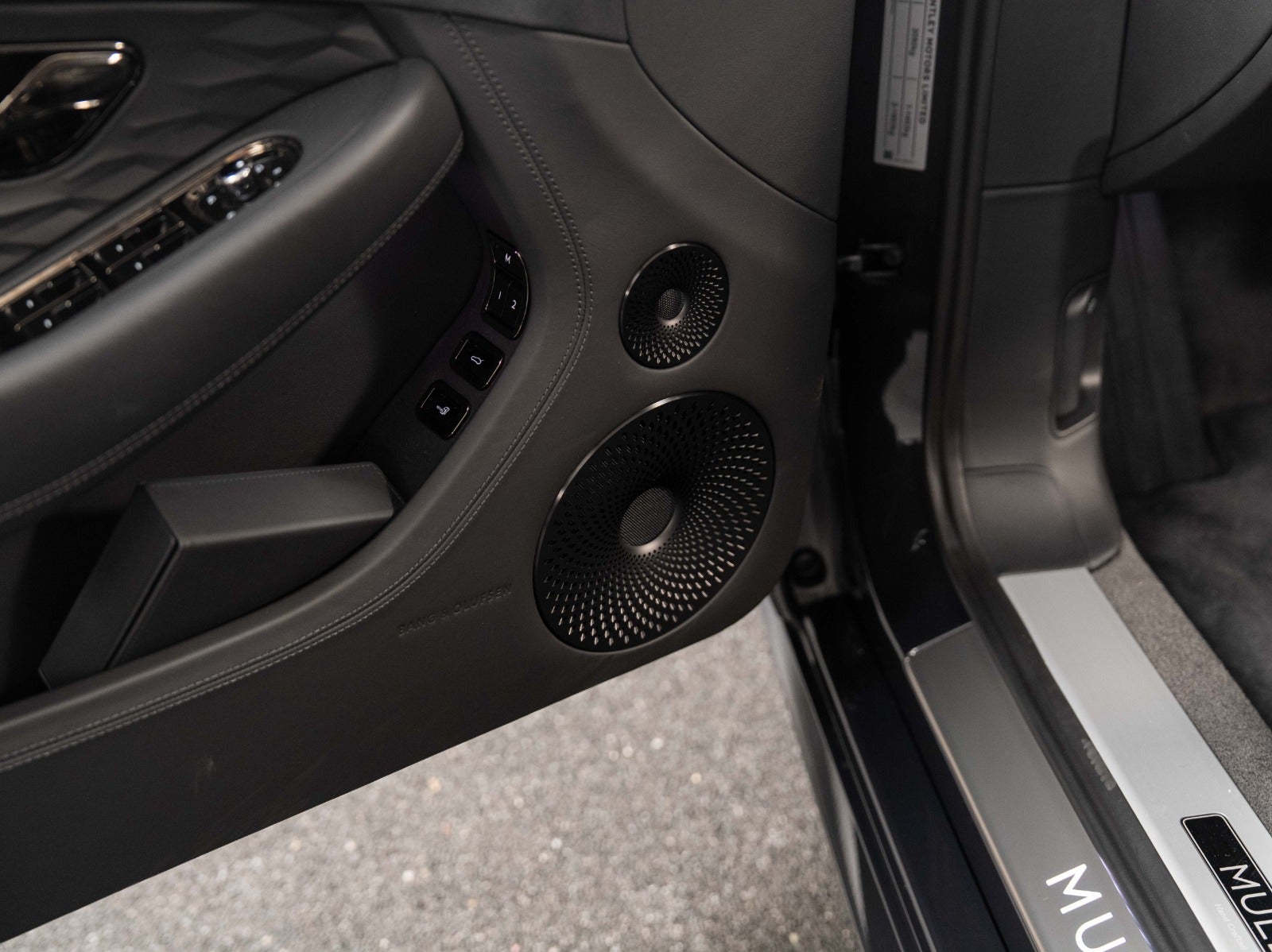 Gallery image 16 of 21