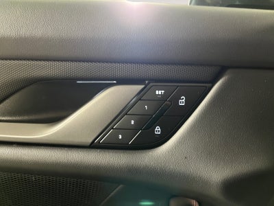 Porsche Taycan Performance+