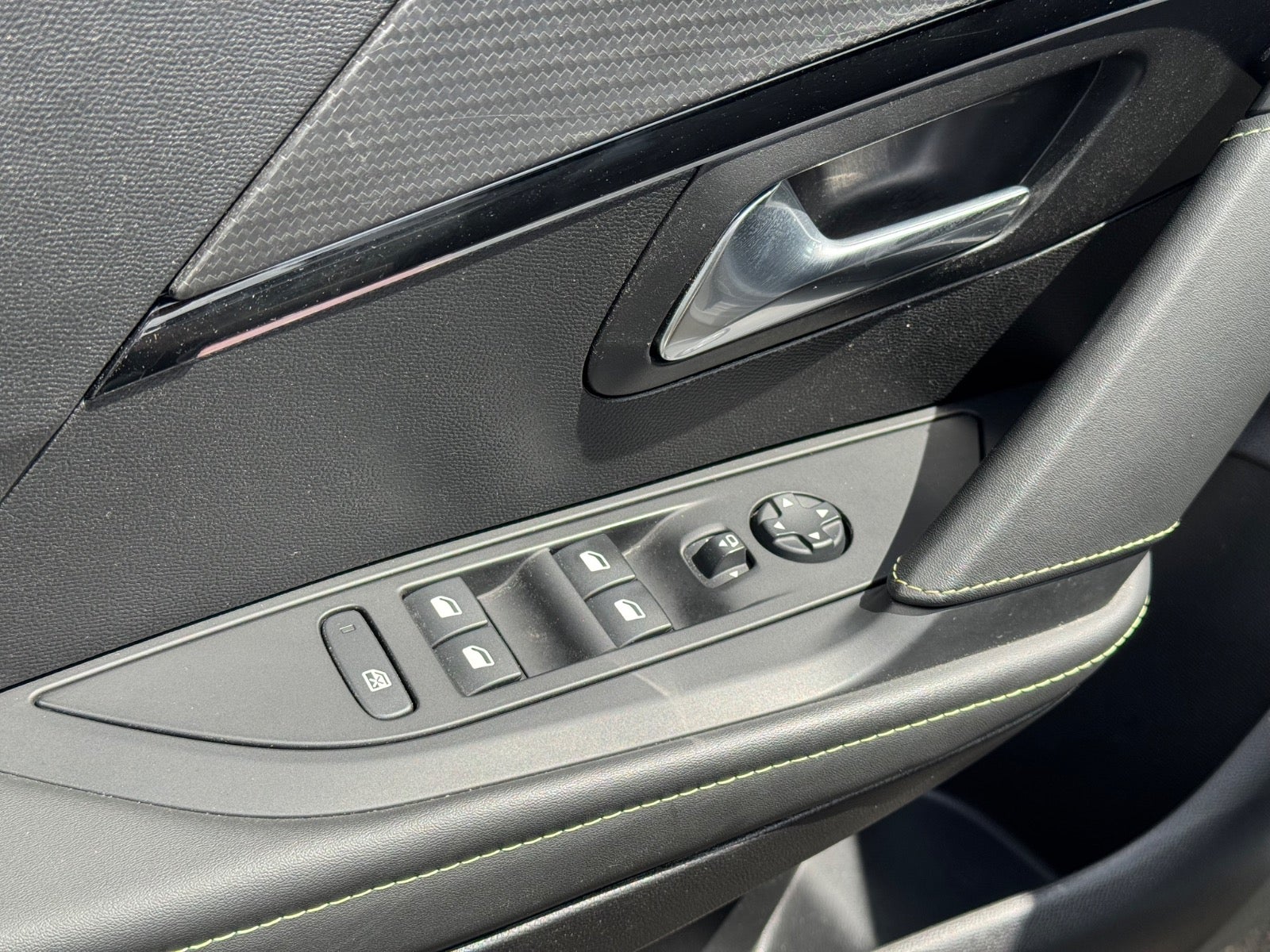 Billede af Peugeot e-208 50 GT