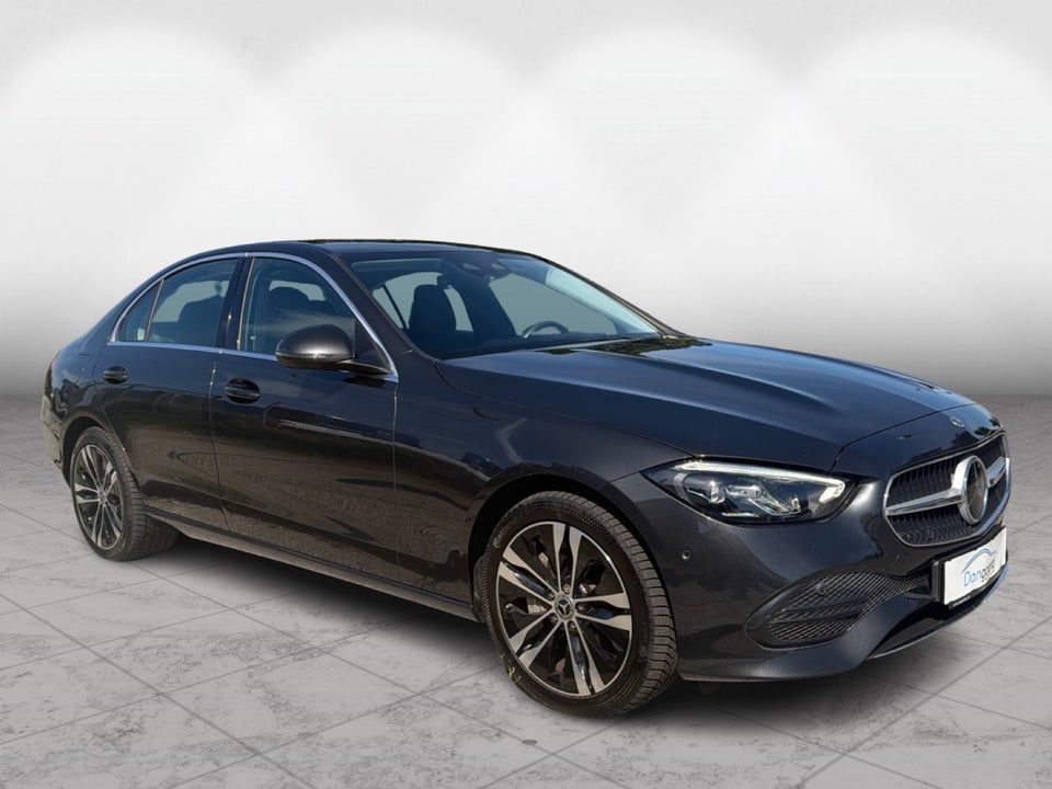 Mercedes C300 e, Billede 2