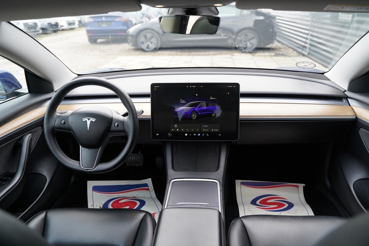 Billede af Tesla Model 3  RWD