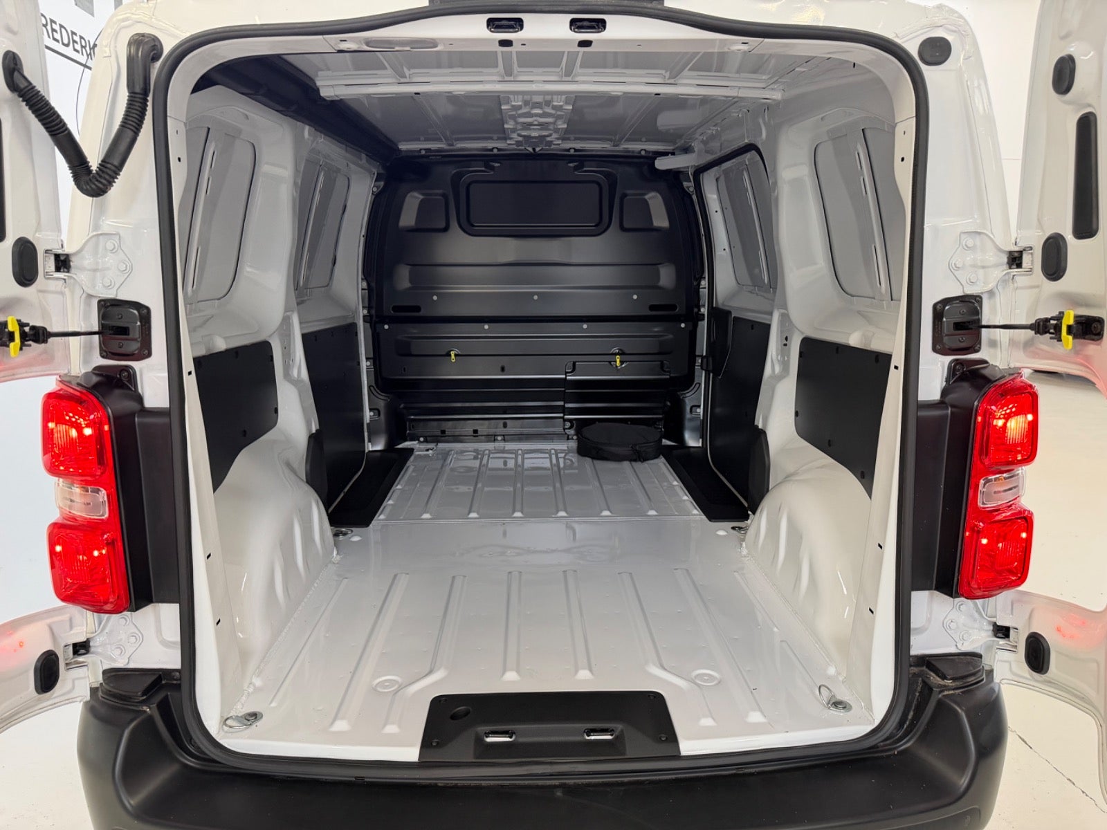 Billede af Citroën ë-Jumpy 50 L2 BaseLine