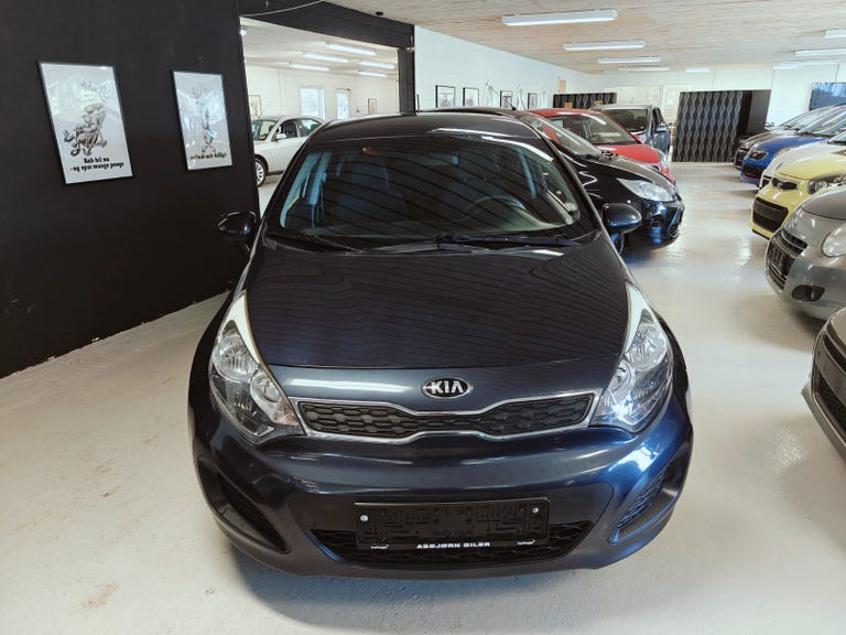 Kia Rio CVVT Active