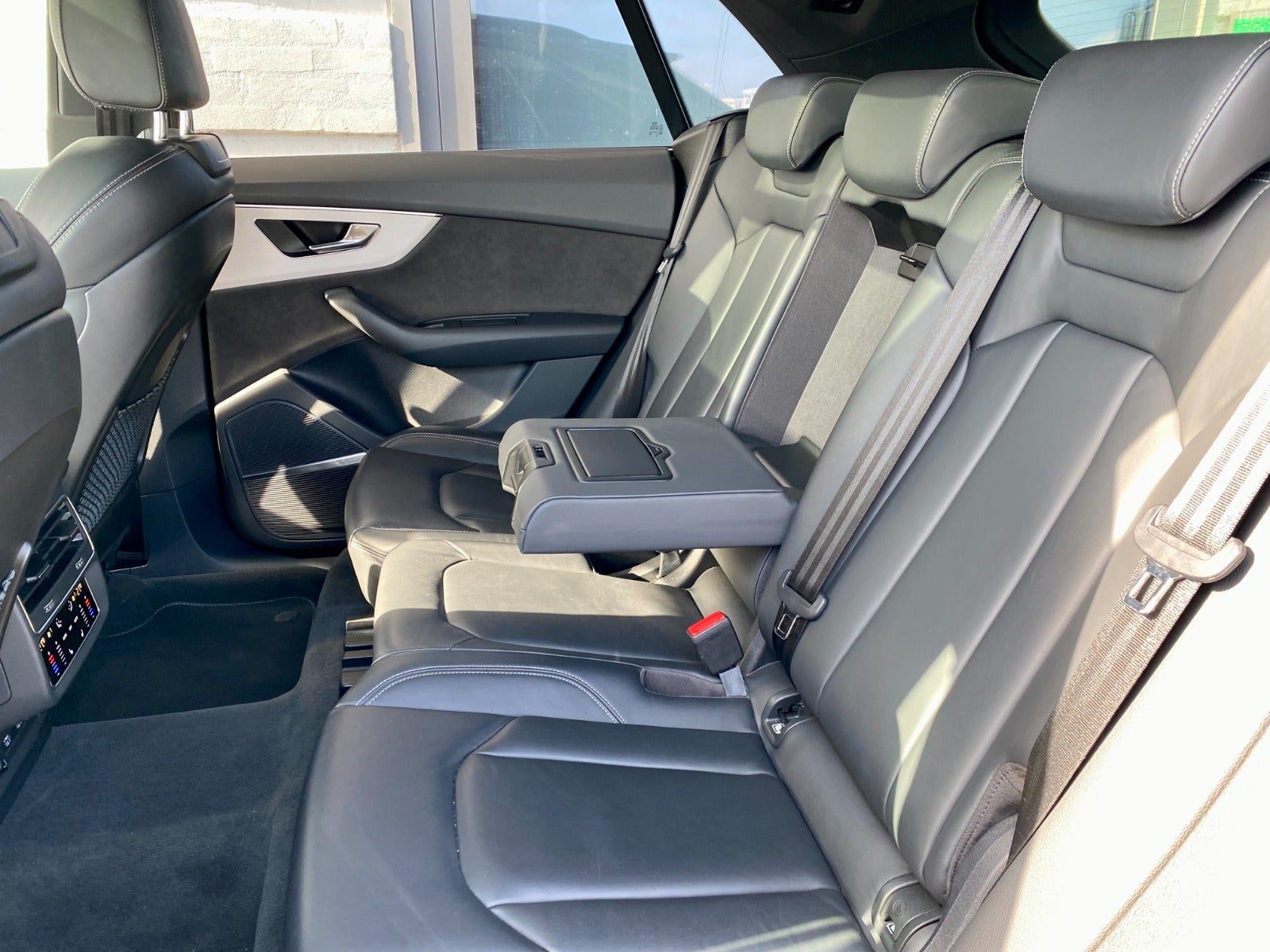 Billede af Audi Q8 50 TDi S-line quattro Tiptr.