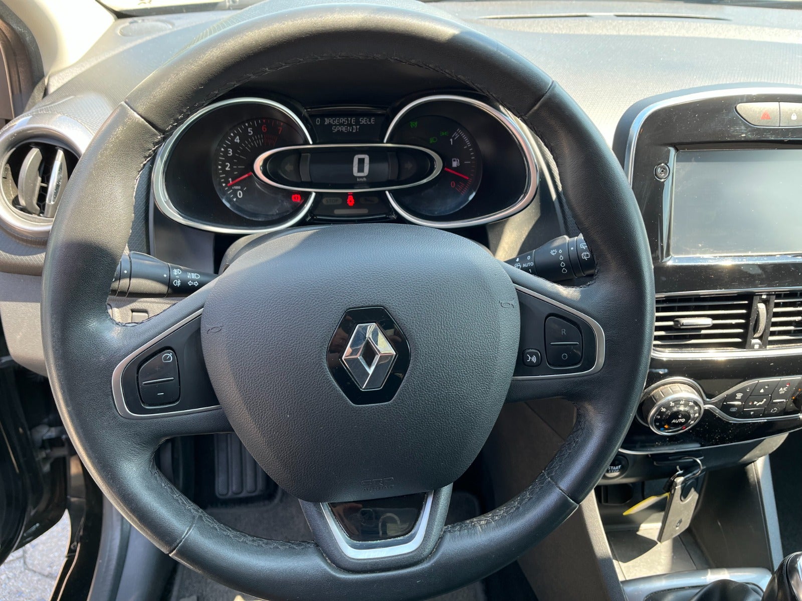 Billede af Renault Clio IV 0,9 TCe 90 Limited Sport Tourer