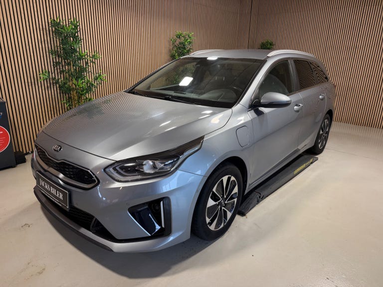 Kia Ceed PHEV Upgrade Intro SW DCT