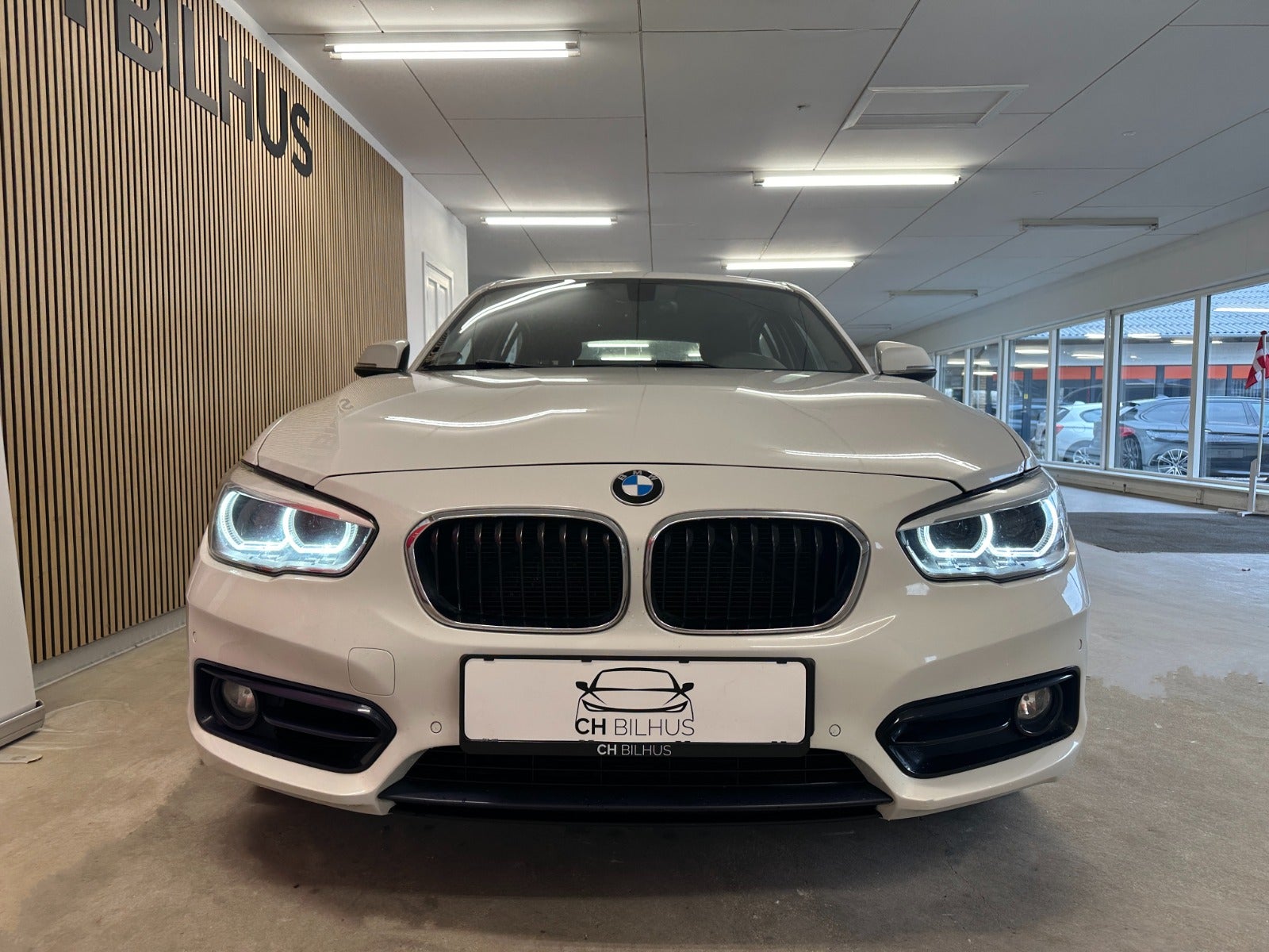 BMW 118i 2016