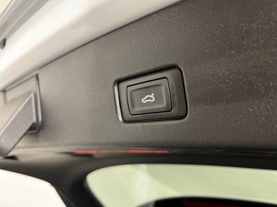 Audi Q4 e-tron S-line quattro Van