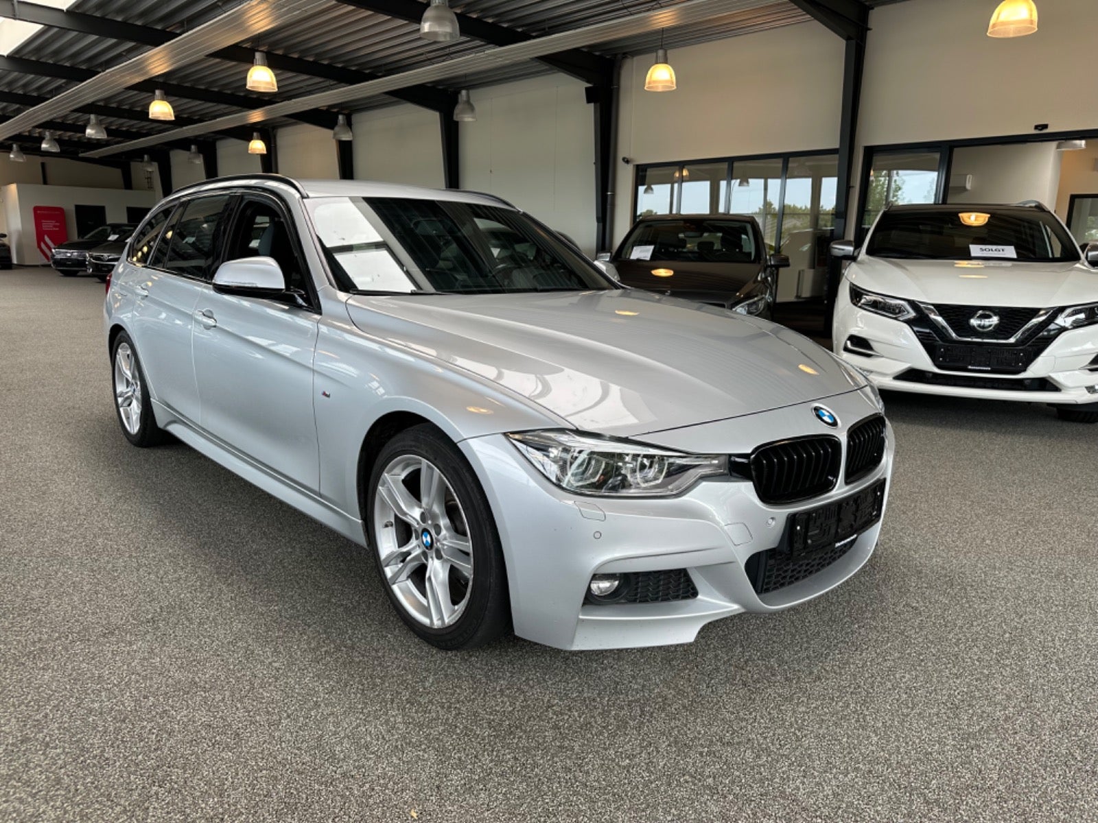 BMW 320i 2019