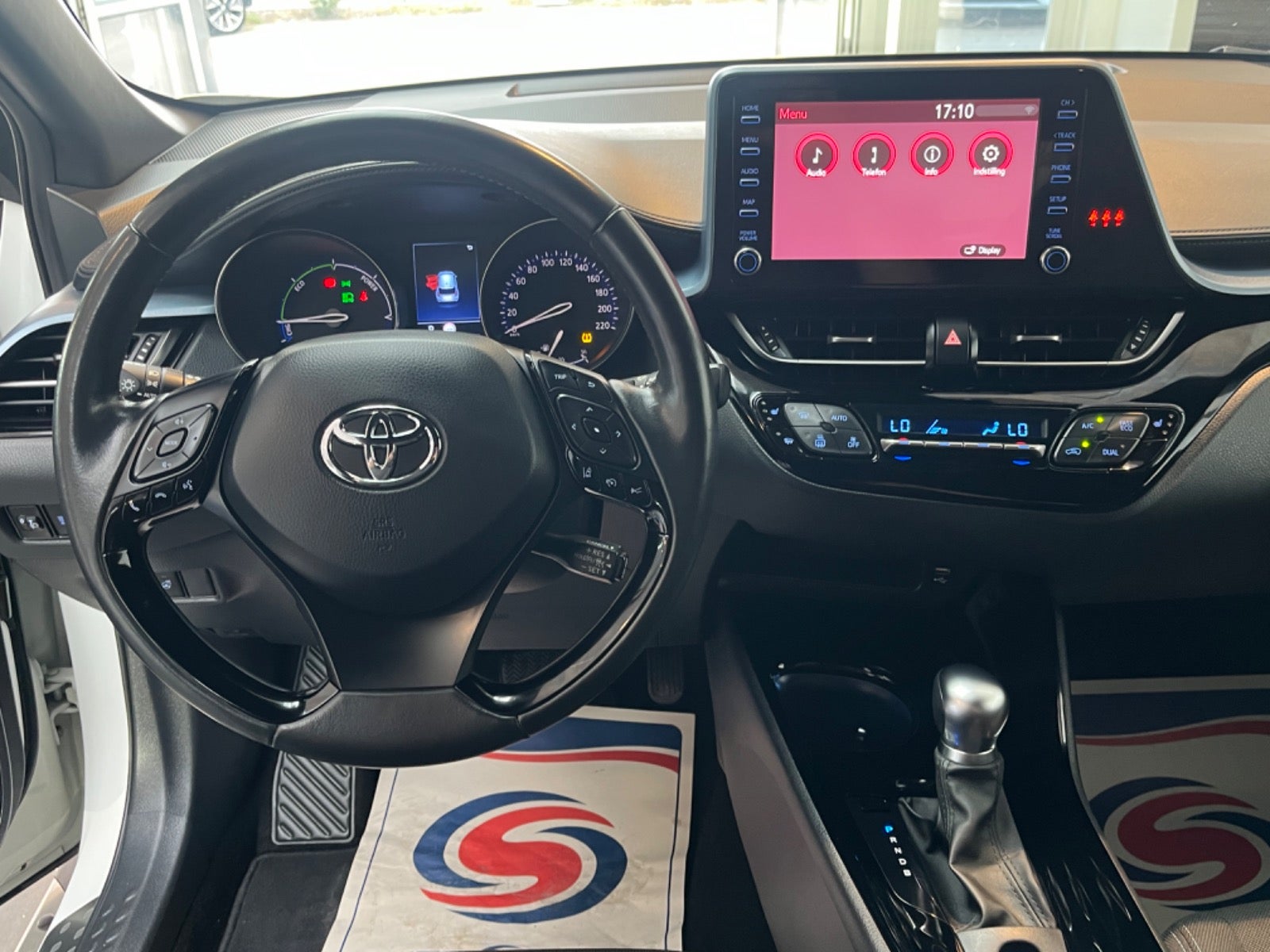 Billede af Toyota C-HR 1,8 Hybrid C-LUB Smart CVT