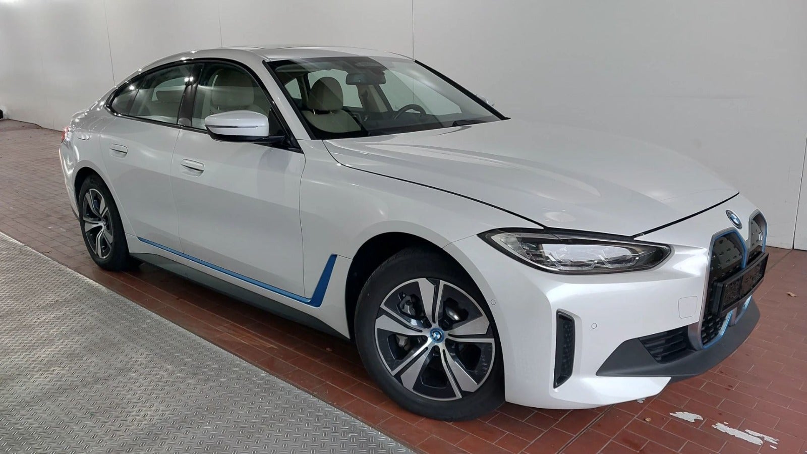 BMW i4 eDrive40