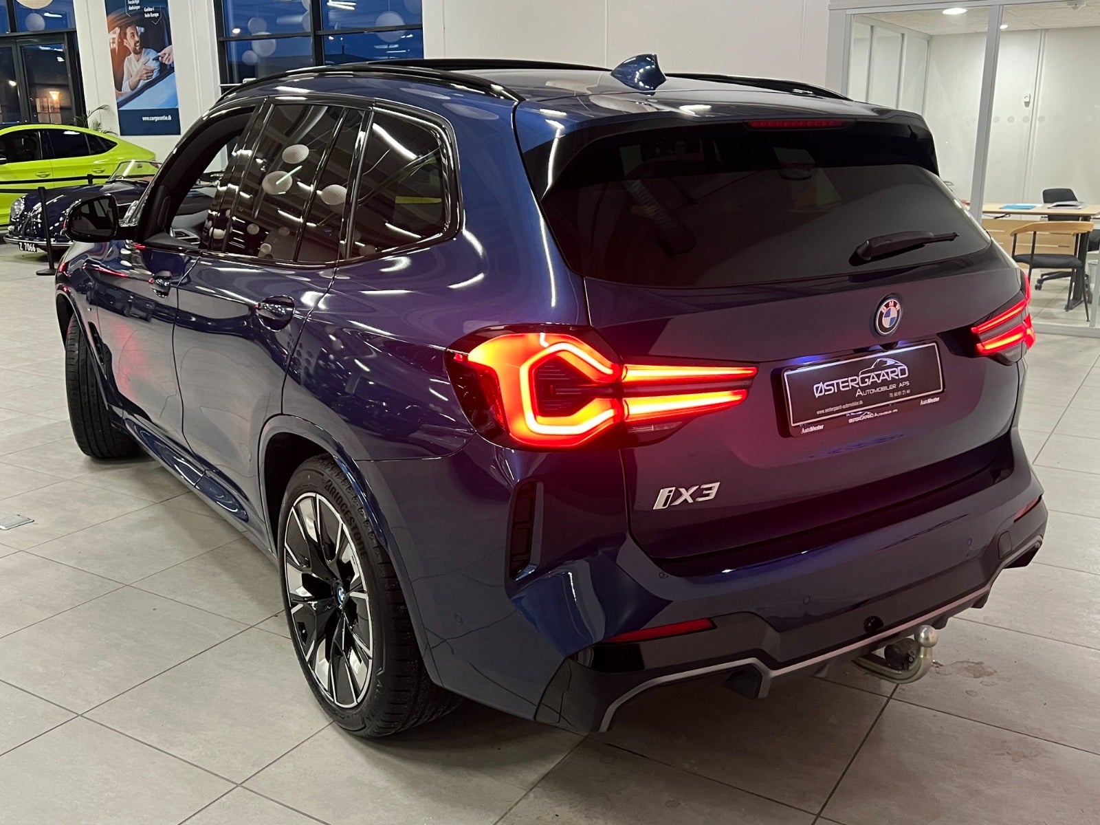 BMW iX3 2023