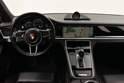 Porsche Panamera Turbo Sport Turismo PDK