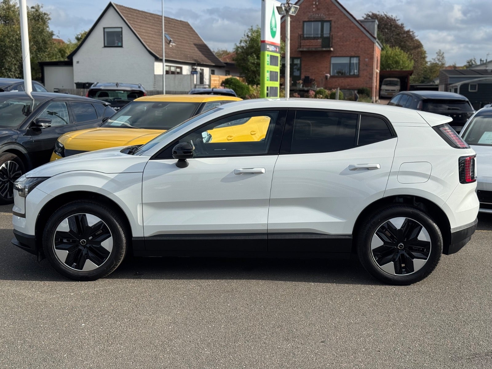 Billede af Volvo EX30  Standard Range Core