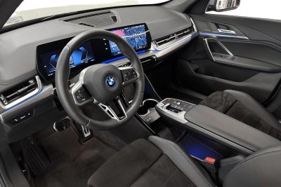 BMW iX1 eDrive20 M-Sport BMW iX1 eDrive20 M-Sport - 4