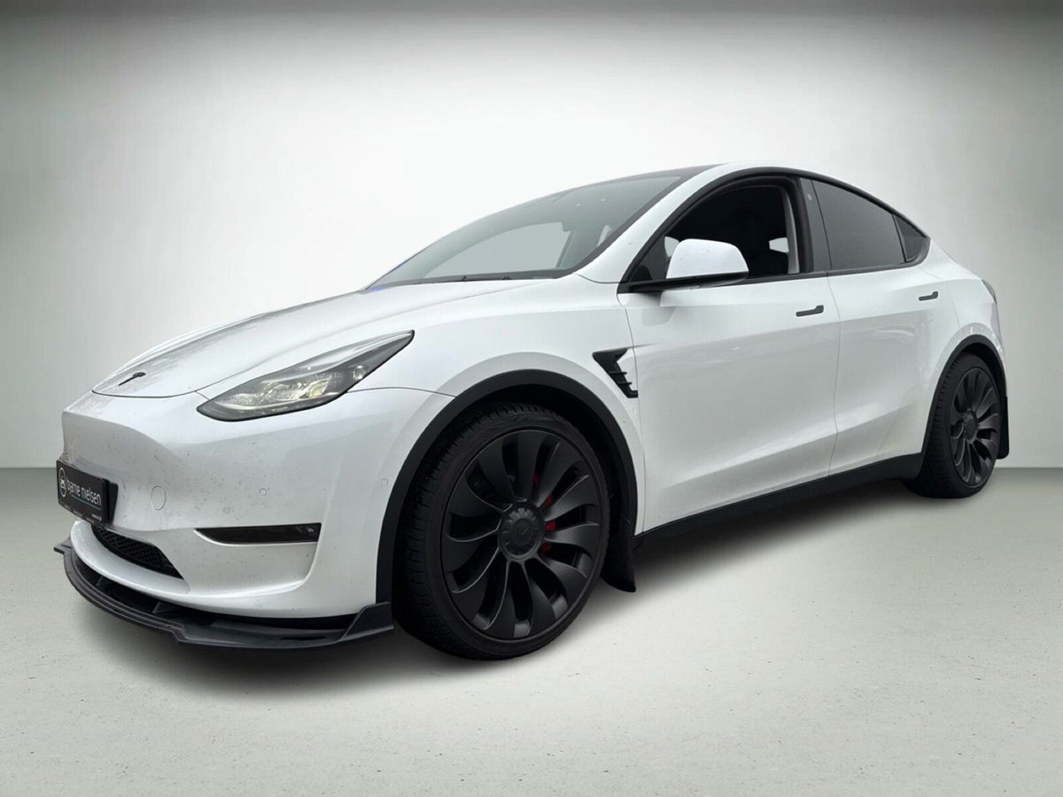 Tesla Model Y Performance AWD billede 1