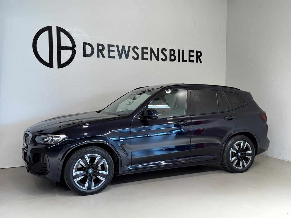 BMW iX3 Charged M-Sport