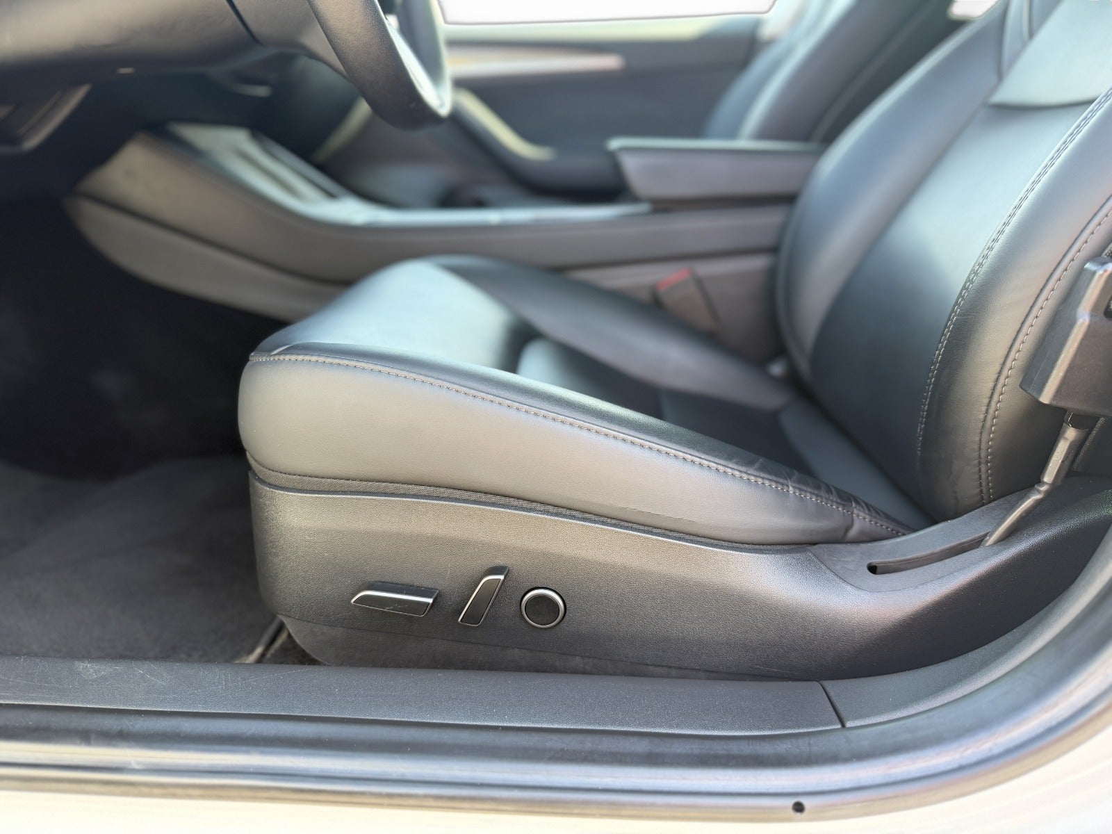 Billede af Tesla Model 3  Standard Range+ RWD