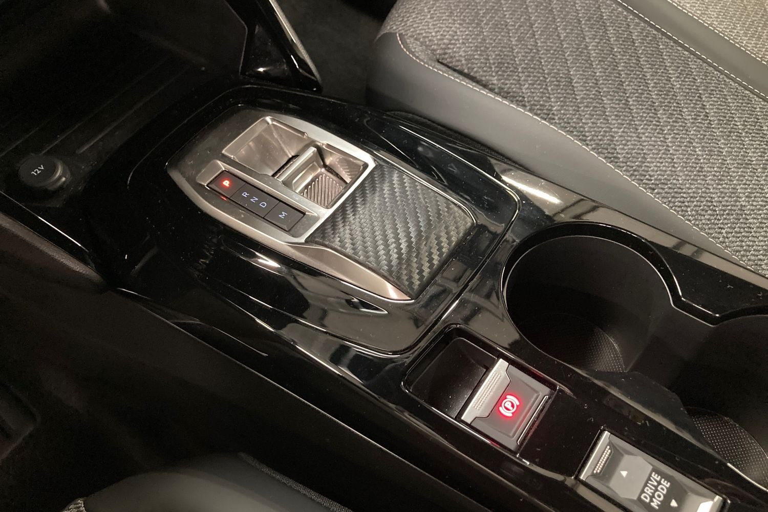 Billede af Peugeot 2008 1,2 PureTech 130 Allure EAT8