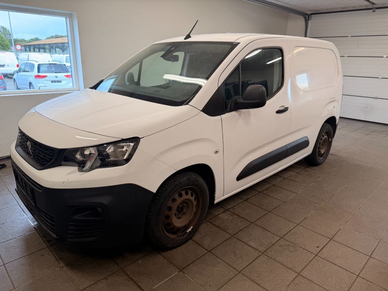 Peugeot Partner BlueHDi 100 L1V1 Plus Van