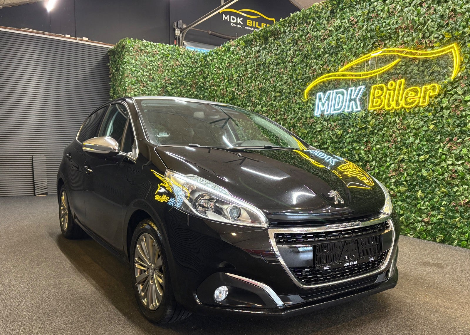 Billede af Peugeot 208 1,2 PureTech 82 Allure Sky