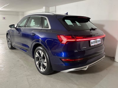 Audi e-tron S-line quattro Van