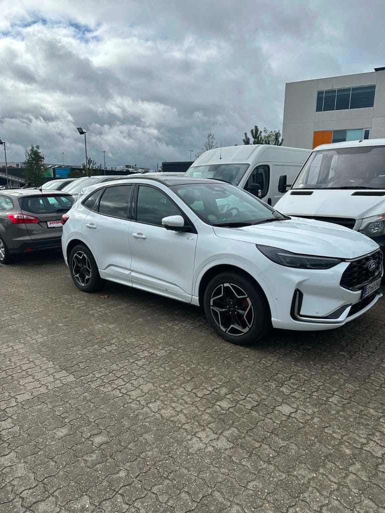 Ford Kuga PHEV ST-Line X CVT
