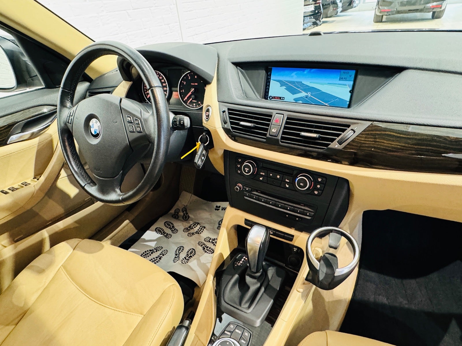 BMW X1 3,0 xDrive25i aut.,  5-dørs