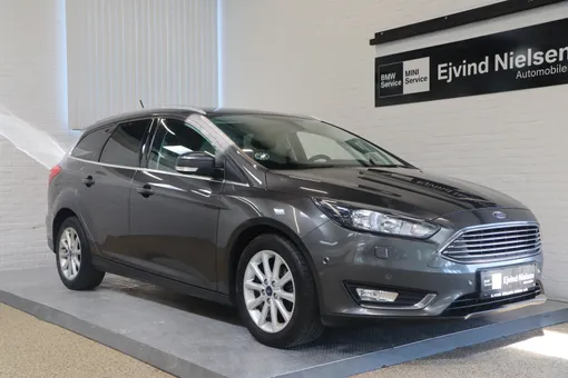 Ford Focus SCTi 125 Titanium stc.