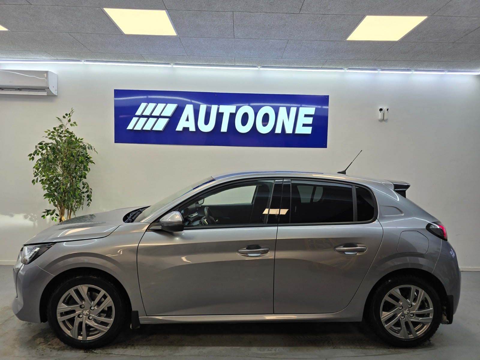 Billede af Peugeot 208 1,2 PureTech 100 Allure EAT8